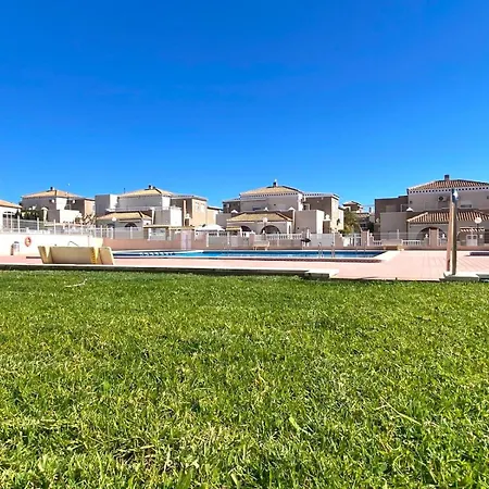 Апартаменты Precioso Duplex En Торевьиа